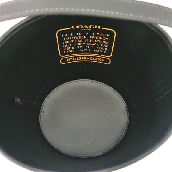 Coach CCE04 Trick Or Treat Cat Halloween Bucket 2025 Black Regenerative - Picture 7 of 7